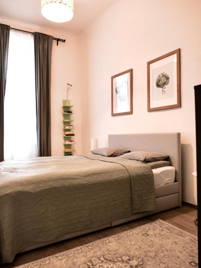 Contemporary City Apartment Váci Utca Budapeste Exterior foto